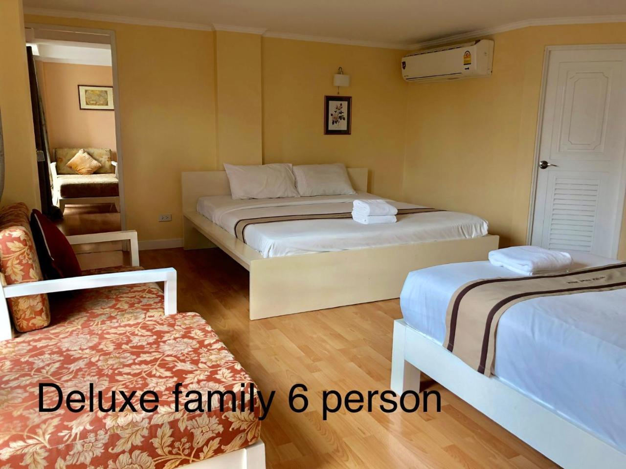 Triple Palms House Hotel Чиангмай Екстериор снимка